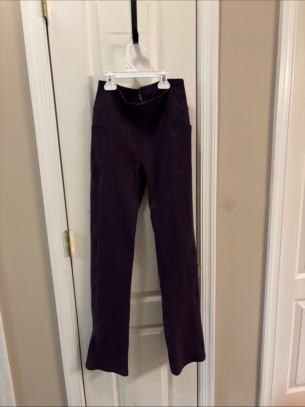 Skechers Deep Plum Active Leggings -size small